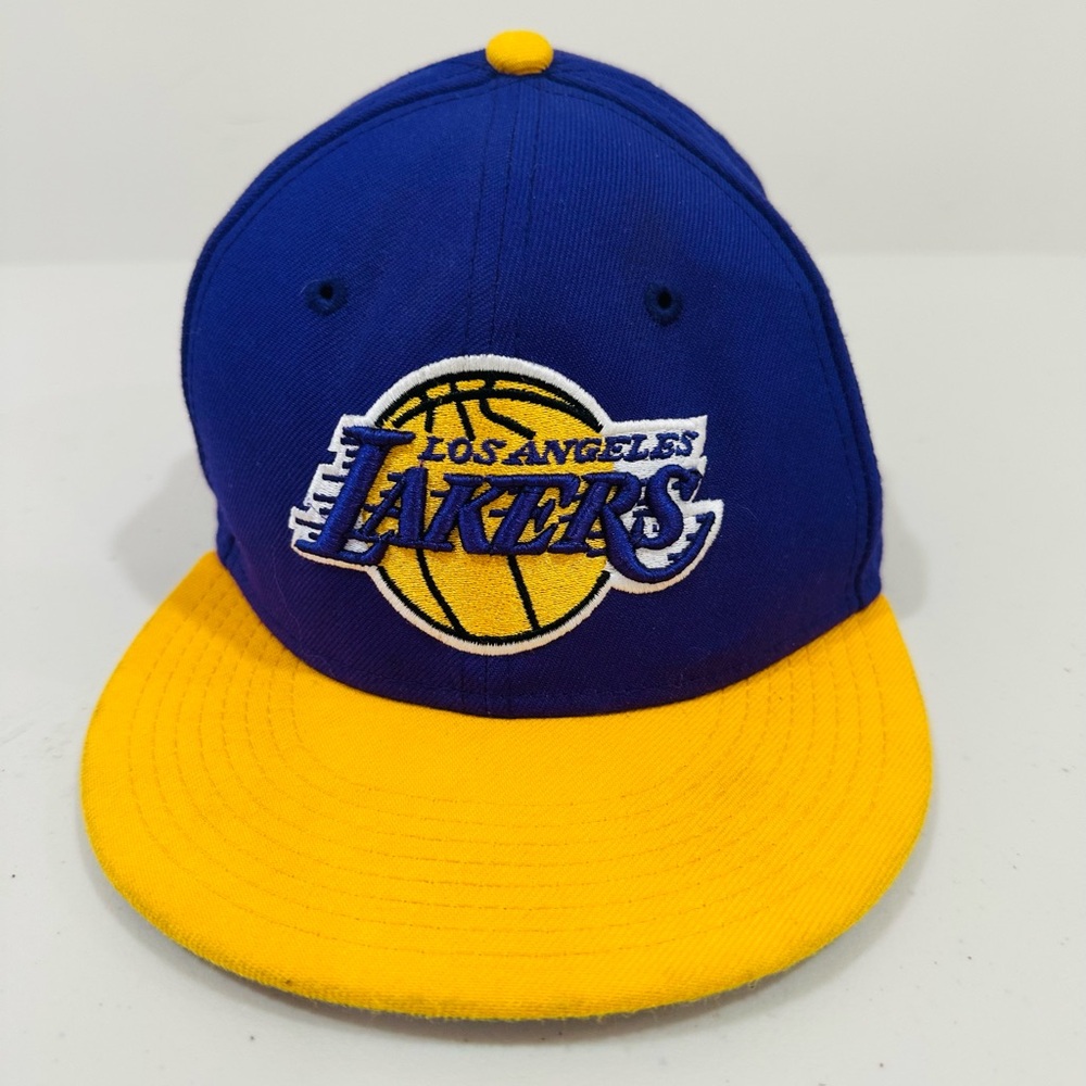 Rare LA los Angeles Lakers Blue‎ Yellow Cap Official NBA Product